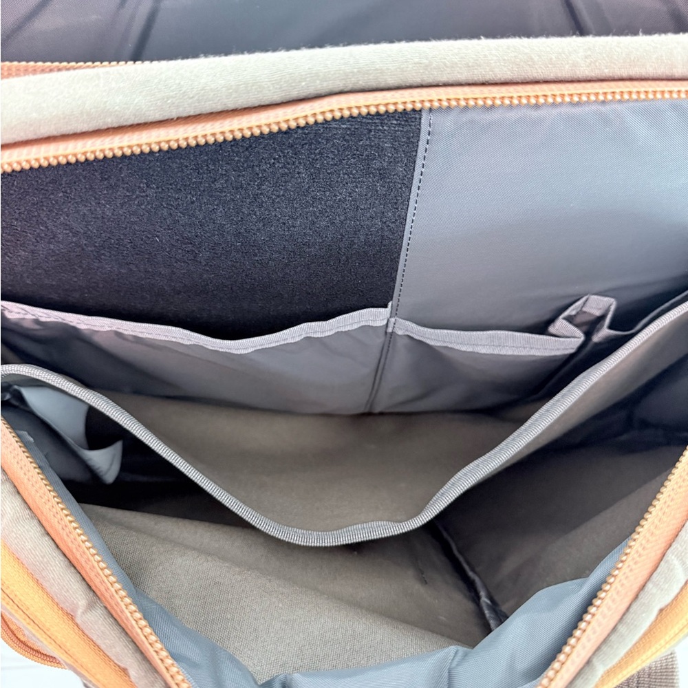 MYSTERY RANCH 3 in 1 Men's Brown Messenger Bag - Picture 7 of 10